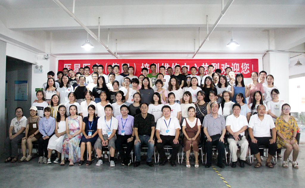 【醫(yī)星學校(xiào)】第四屆實訓班完美收官|青春不散場(chǎng) 從“心”再出發